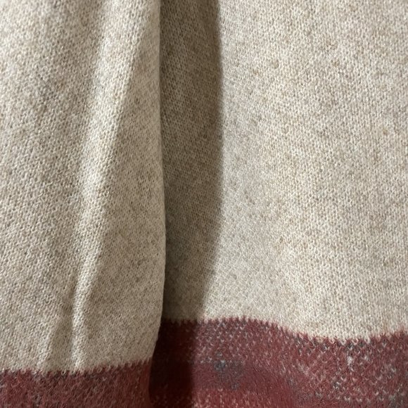 NEW Olive & Leaf Fuzzy Sweater Cardigan Red Green Beige Women US Size Small - Picture 4 of 6